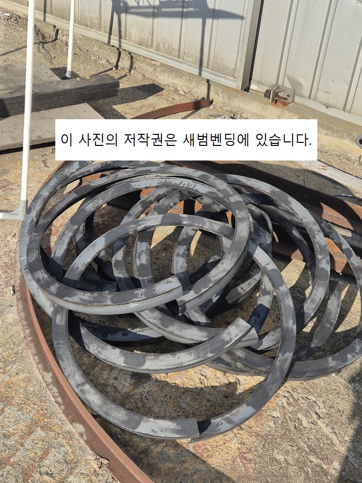 40 앵글.jpg